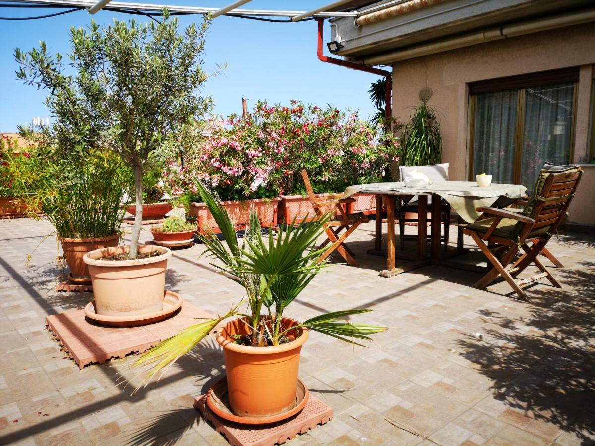 La Terrazza Di Jenny Apartment Palermo Luaran gambar